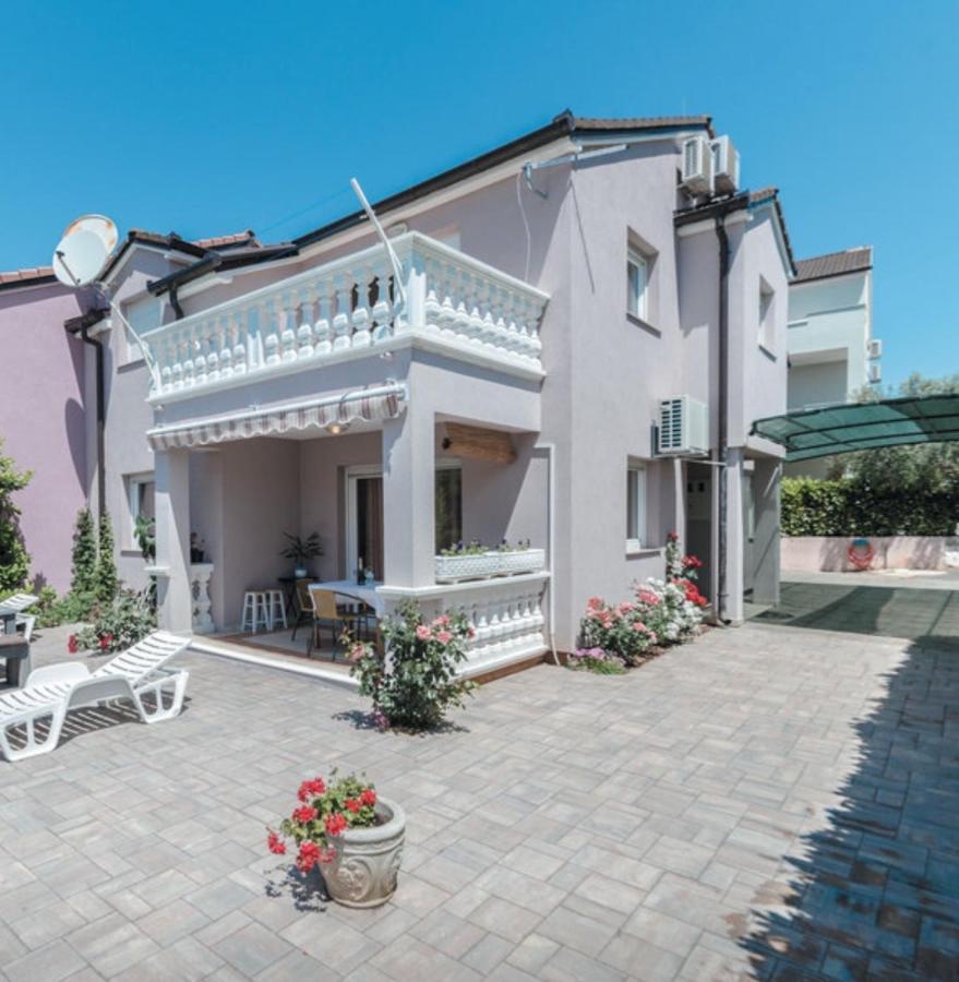 Zsa Zsa Holiday Home Srima Exterior photo